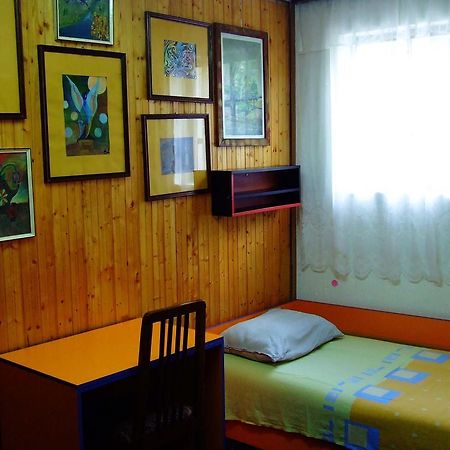 Hostel Domestika Bitola Rum bild